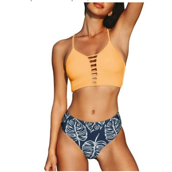 CUPSHE Leaves Print Two Piece Bikini Swimsuit Set V Neck Lace Up size S - Picture 3 of 5